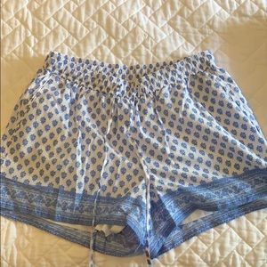 Vineyard Vines shorts